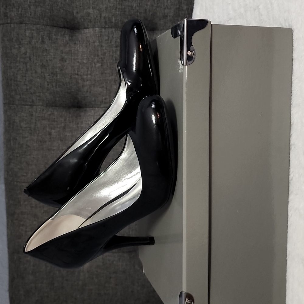 JS by Jessica Simpson Black Patent Heels New Never Worn sz 9 1/2